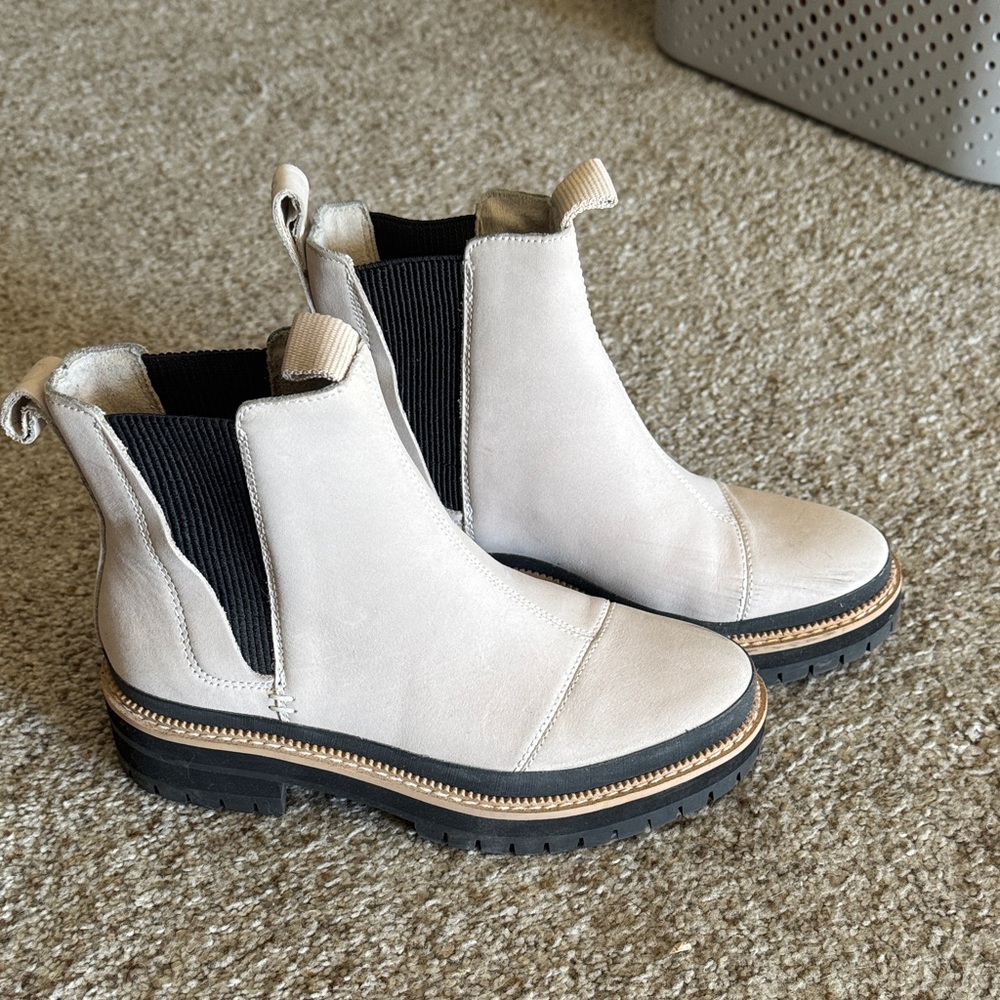 Toms Women's Cream Ankle Boots with Black Accents